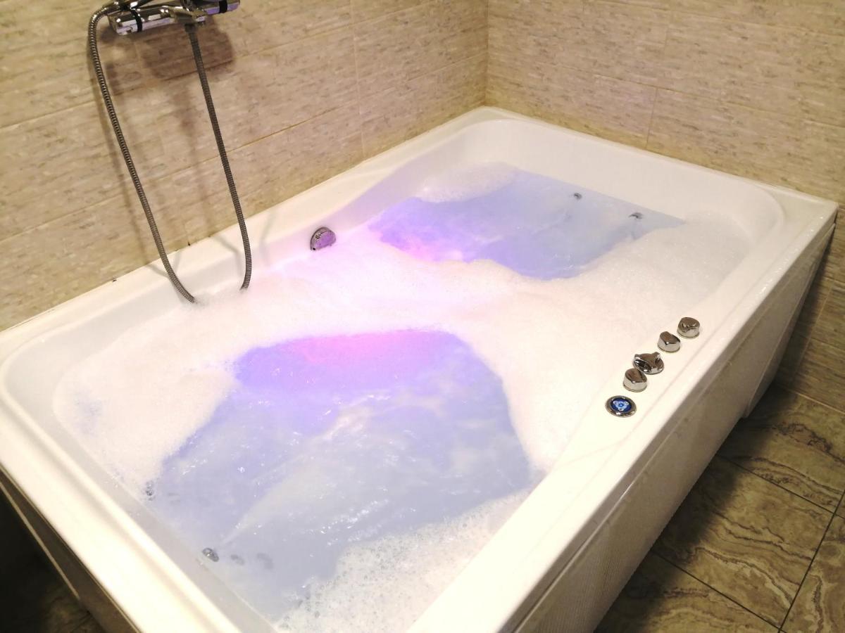 Jacuzzi New Loft Apartcomplex Kaskad, Минск - Центр Города 민스크 외부 사진